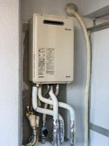 ガス給湯器施工事例 大阪市西区 Rinnai RUJ-A1610W