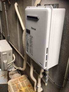 ガス給湯器施工事例 生野区 リンナイ RUX-A1616W(A)-E